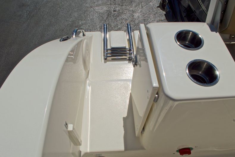 Thumbnail 16 for New 2016 Cobia 201 Center Console boat for sale in Vero Beach, FL
