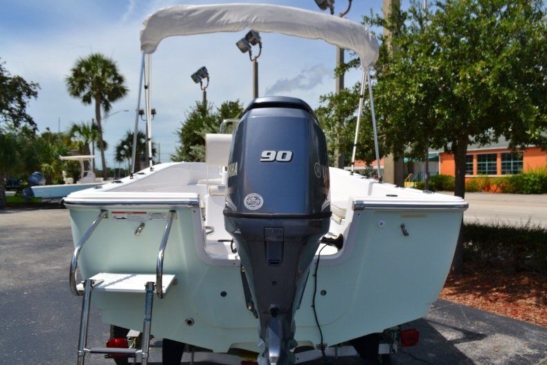 Thumbnail 4 for Used 2016 Sportsman 19 Island Reef boat for sale in Vero Beach, FL