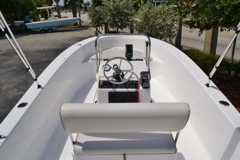 Thumbnail 10 for Used 2016 Sportsman 19 Island Reef boat for sale in Vero Beach, FL