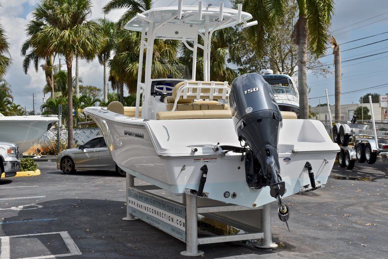 Thumbnail 6 for New 2018 Sportsman Heritage 211 Center Console boat for sale in West Palm Beach, FL