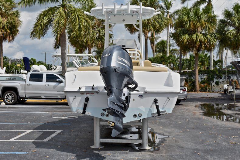 Thumbnail 7 for New 2018 Sportsman Heritage 211 Center Console boat for sale in West Palm Beach, FL