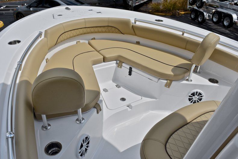 Thumbnail 42 for New 2018 Sportsman Heritage 211 Center Console boat for sale in West Palm Beach, FL