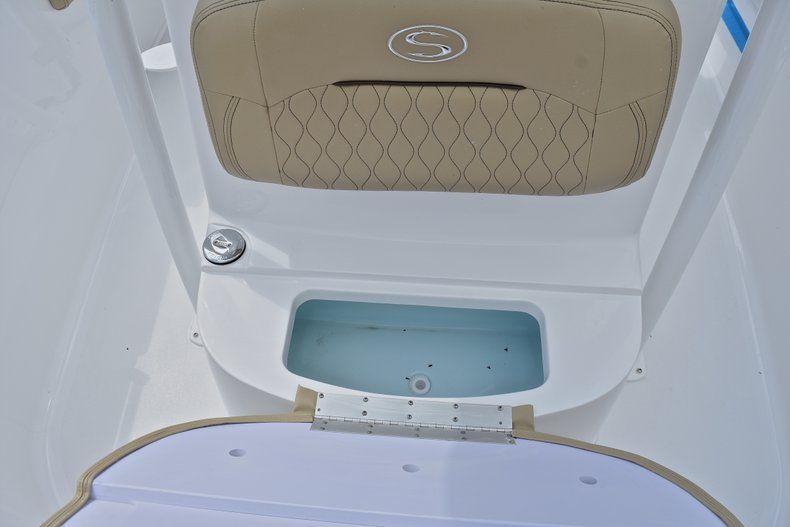 Thumbnail 44 for New 2018 Sportsman Heritage 211 Center Console boat for sale in West Palm Beach, FL
