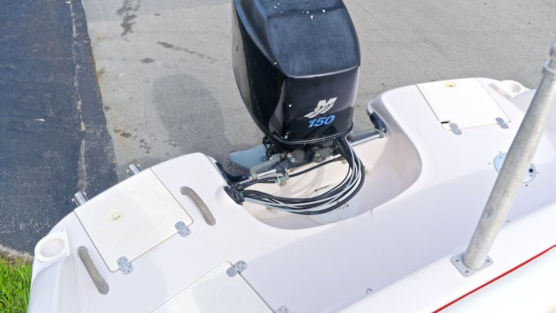 Used 2005 Tahoe 215 Deck Boat #70TZ image 18