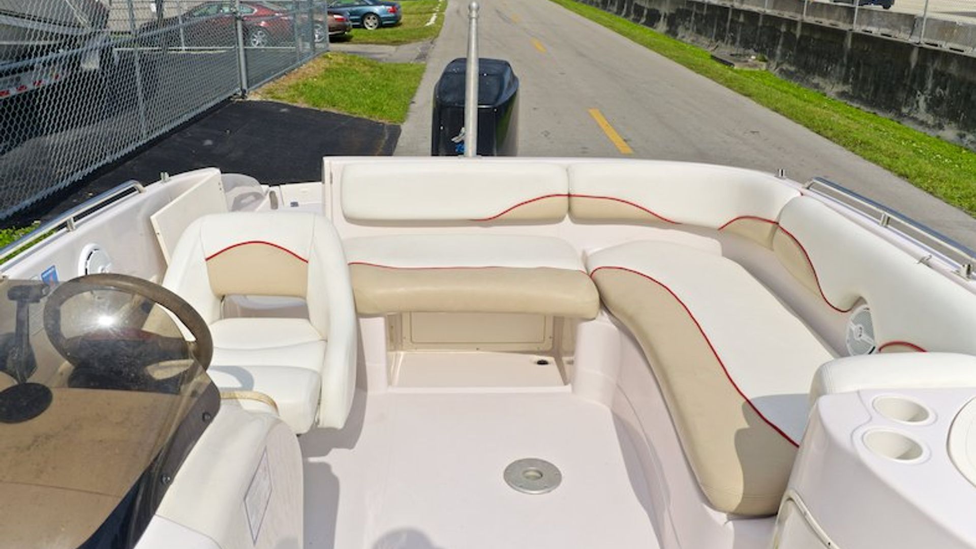 Used 2005 Tahoe 215 Deck Boat #70TZ image 24