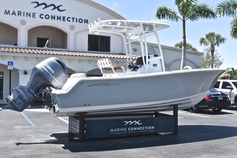Thumbnail 7 for New 2018 Sportsman Open 212 Center Console boat for sale in West Palm Beach, FL