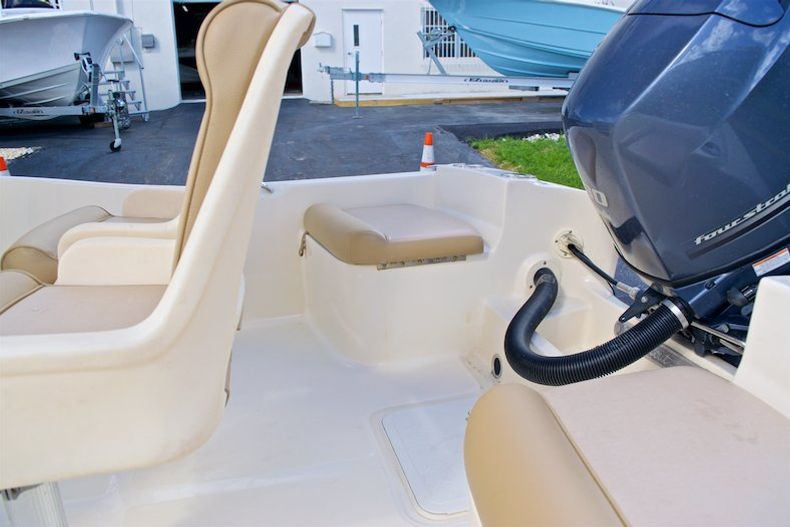Thumbnail 12 for Used 2014 Scout 175 Sportfish Center Console boat for sale in Miami, FL