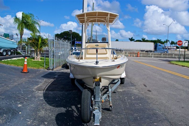Thumbnail 6 for Used 2014 Scout 175 Sportfish Center Console boat for sale in Miami, FL