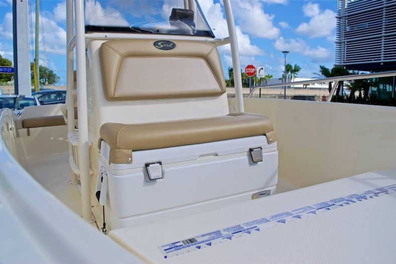Thumbnail 30 for Used 2014 Scout 175 Sportfish Center Console boat for sale in Miami, FL