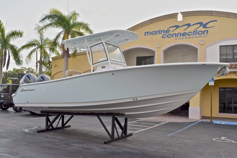 Thumbnail 1 for New 2018 Sportsman Open 252 Center Console boat for sale in West Palm Beach, FL