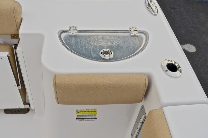Thumbnail 21 for New 2018 Sportsman Open 252 Center Console boat for sale in West Palm Beach, FL