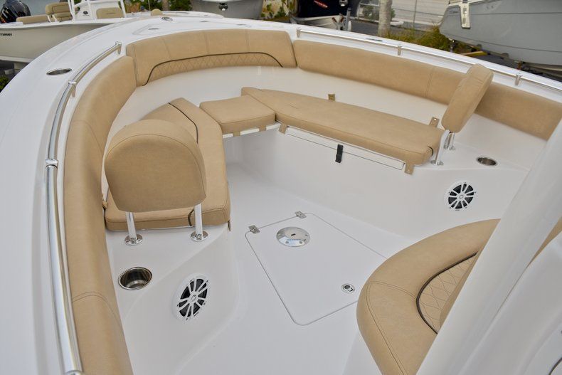 Thumbnail 51 for New 2018 Sportsman Open 252 Center Console boat for sale in West Palm Beach, FL