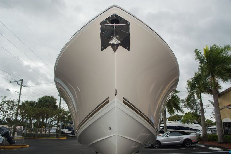 Thumbnail 5 for New 2016 Cobia 296 Center Console boat for sale in Vero Beach, FL