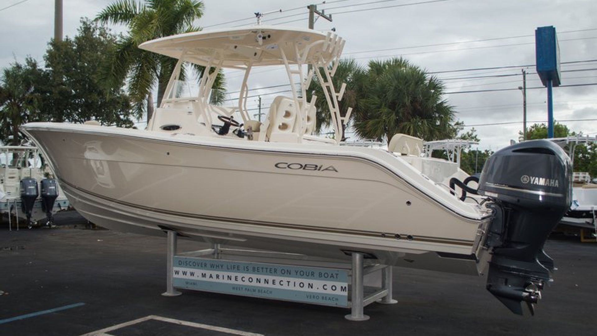 New 2016 Cobia 296 Center Console #N018 image 10