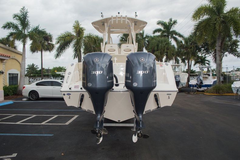 Thumbnail 10 for New 2016 Cobia 296 Center Console boat for sale in Vero Beach, FL