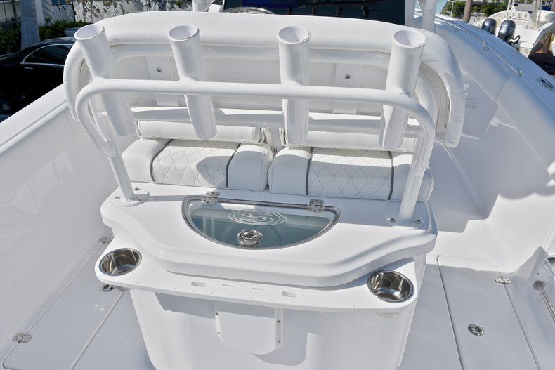 Thumbnail 22 for New 2018 Sportsman Open 252 Center Console boat for sale in West Palm Beach, FL