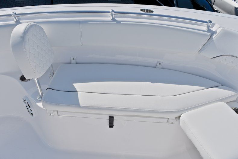 Thumbnail 53 for New 2018 Sportsman Open 252 Center Console boat for sale in West Palm Beach, FL