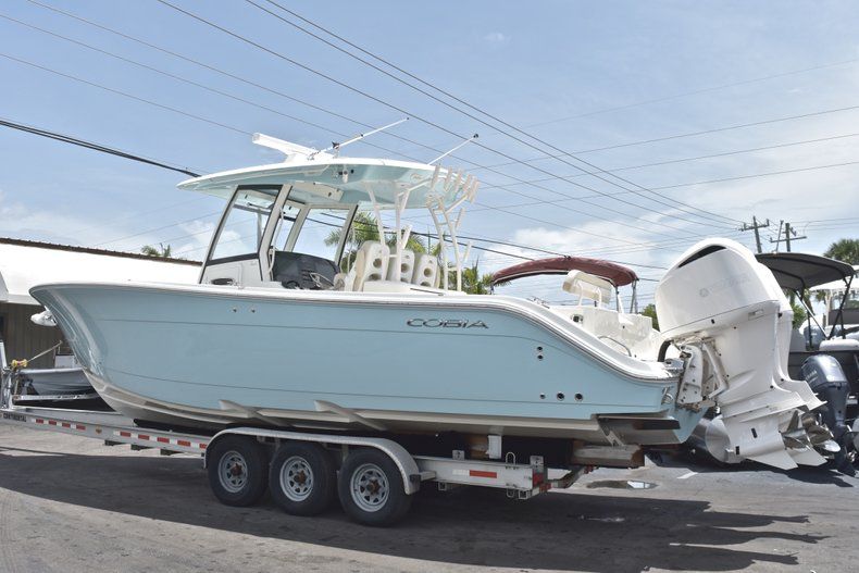 New 2018 Cobia 344 Center Console boat for sale in Fort Lauderdale, FL