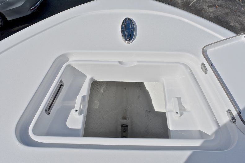 Thumbnail 48 for New 2018 Sportsman Open 212 Center Console boat for sale in West Palm Beach, FL