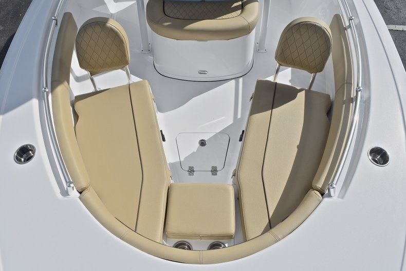 Thumbnail 50 for New 2018 Sportsman Open 212 Center Console boat for sale in West Palm Beach, FL