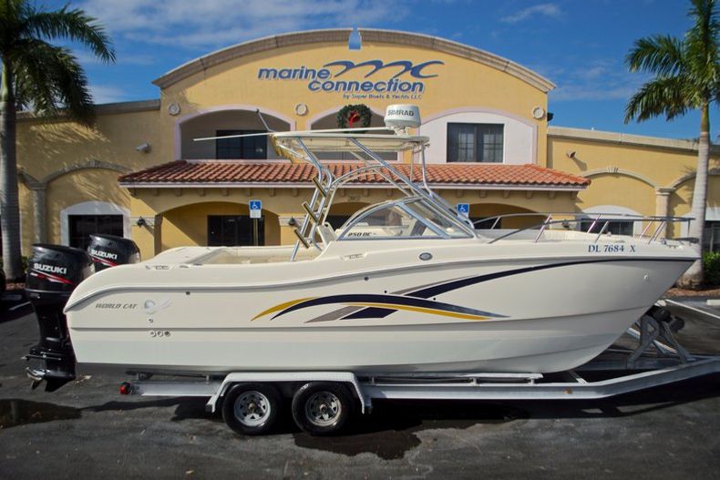 Used 2003 World Cat 250 DC Dual Console boat for sale in West Palm Beach, FL