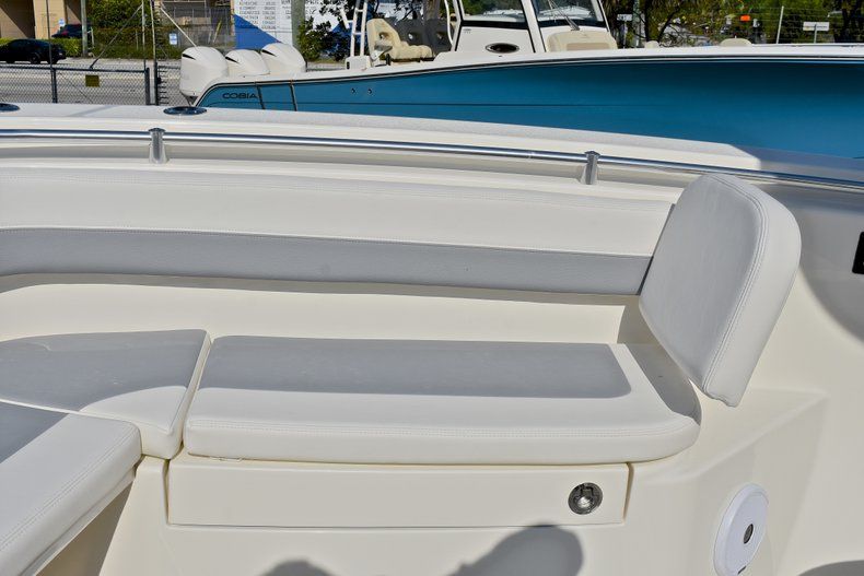 Thumbnail 51 for New 2018 Cobia 277 Center Console boat for sale in West Palm Beach, FL