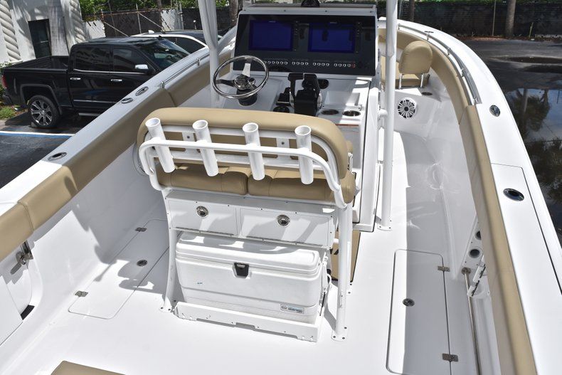 Thumbnail 10 for Used 2018 Sportsman Open 252 Center Console boat for sale in West Palm Beach, FL