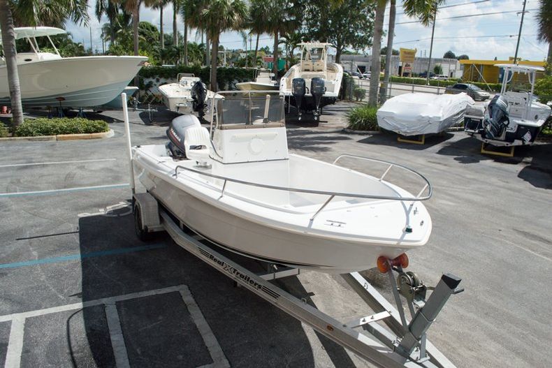 Thumbnail 7 for Used 1998 Sailfish 198 Center Console boat for sale in West Palm Beach, FL