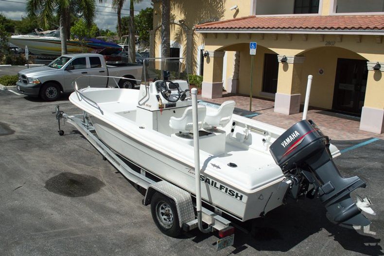 Thumbnail 9 for Used 1998 Sailfish 198 Center Console boat for sale in West Palm Beach, FL