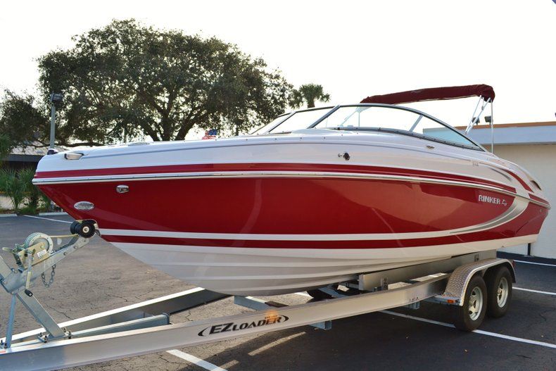 Thumbnail 8 for New 2014 Rinker Captiva 246 Bowrider boat for sale in Vero Beach, FL