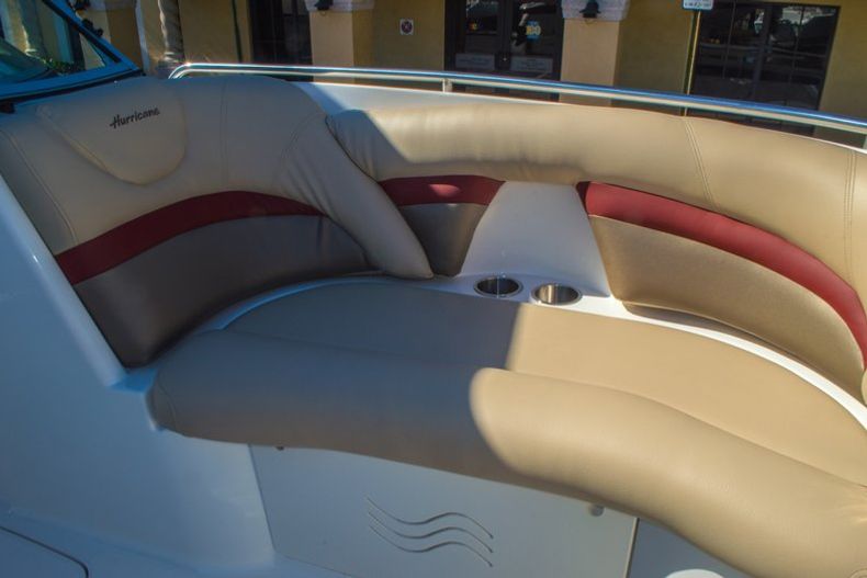 Thumbnail 43 for New 2016 Hurricane SunDeck SD 2200 OB boat for sale in West Palm Beach, FL