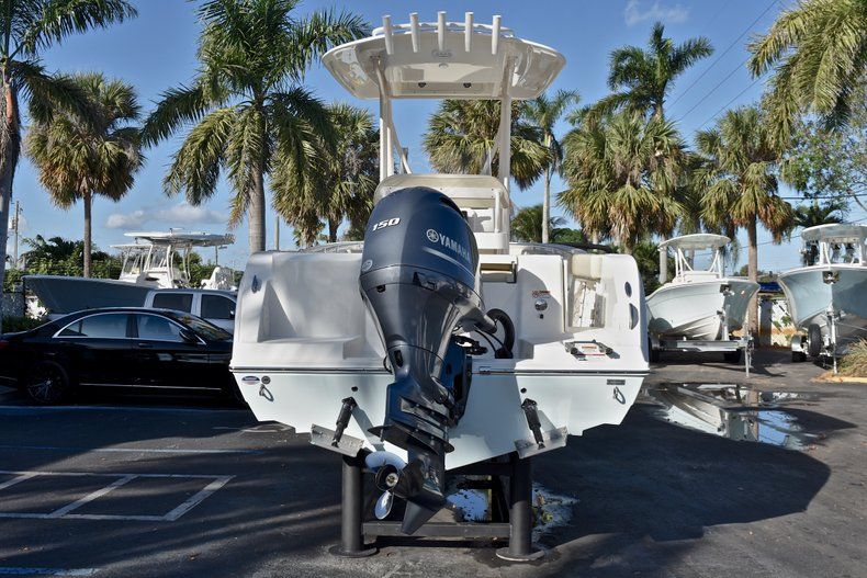 Thumbnail 7 for New 2018 Cobia 201 Center Console boat for sale in Vero Beach, FL