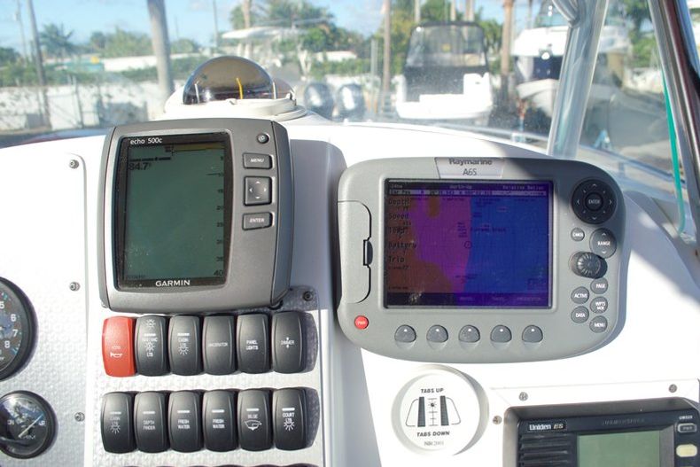 Thumbnail 22 for Used 2002 Baja 250 Islander Center Console boat for sale in West Palm Beach, FL