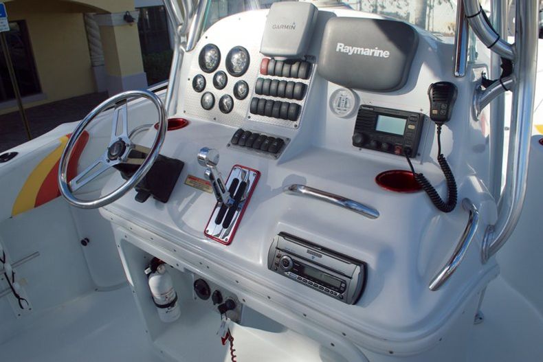 Thumbnail 23 for Used 2002 Baja 250 Islander Center Console boat for sale in West Palm Beach, FL