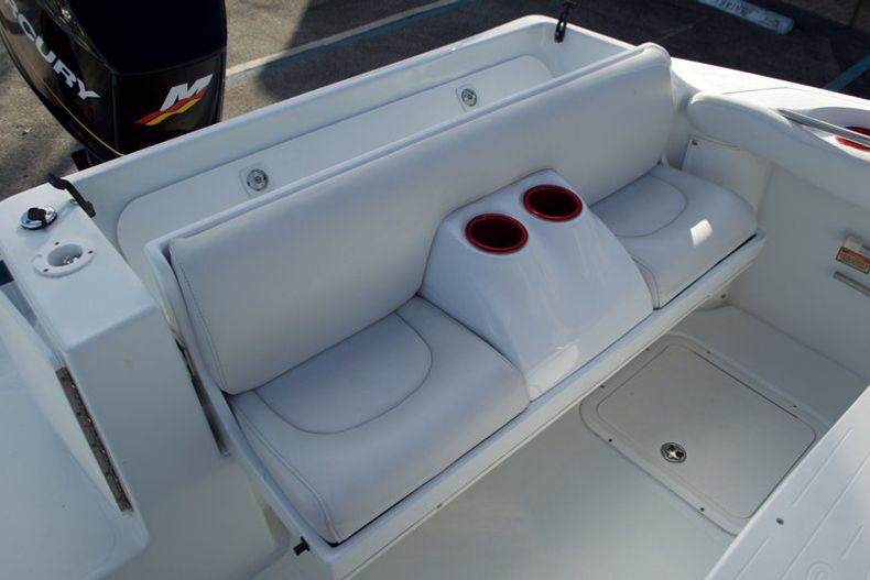 Thumbnail 31 for Used 2002 Baja 250 Islander Center Console boat for sale in West Palm Beach, FL