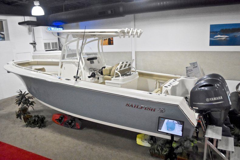 Thumbnail 1 for New 2017 Sailfish 270 CC Center Console boat for sale in West Palm Beach, FL