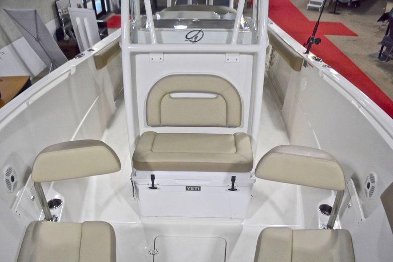Thumbnail 45 for New 2017 Sailfish 270 CC Center Console boat for sale in West Palm Beach, FL