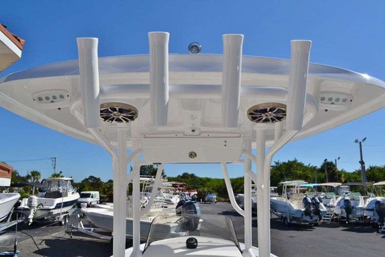 Thumbnail 13 for New 2015 Sportsman Heritage 211 Center Console boat for sale in West Palm Beach, FL