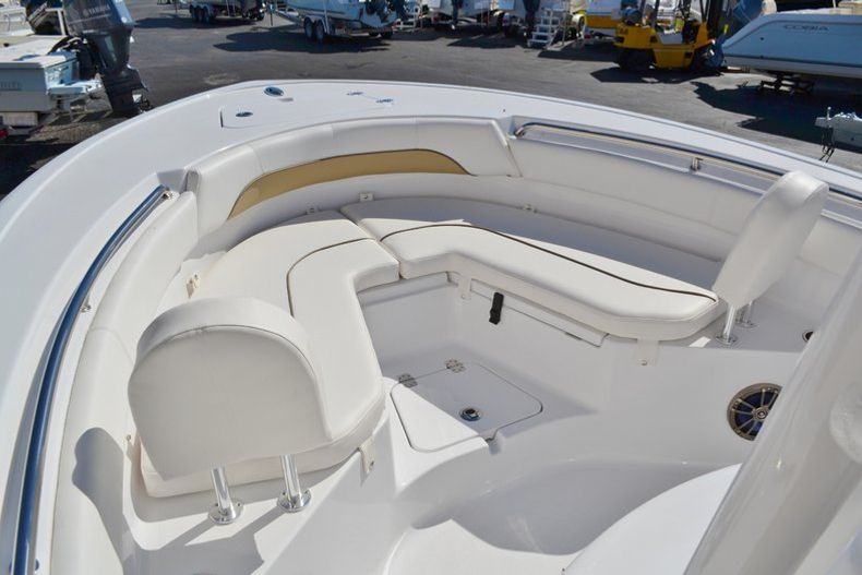 Thumbnail 17 for New 2015 Sportsman Heritage 211 Center Console boat for sale in West Palm Beach, FL