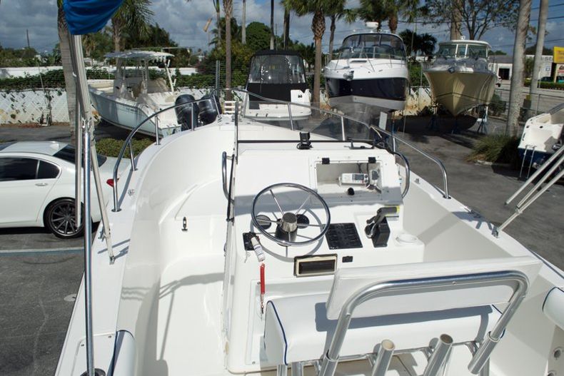 Thumbnail 9 for Used 2000 Cobia 224 Center Console boat for sale in West Palm Beach, FL