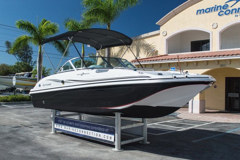 Thumbnail 1 for Used 2014 Hurricane SunDeck SD 187 OB boat for sale in West Palm Beach, FL