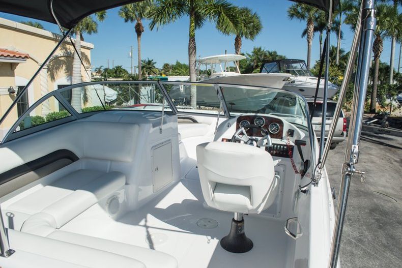 Thumbnail 10 for Used 2014 Hurricane SunDeck SD 187 OB boat for sale in West Palm Beach, FL