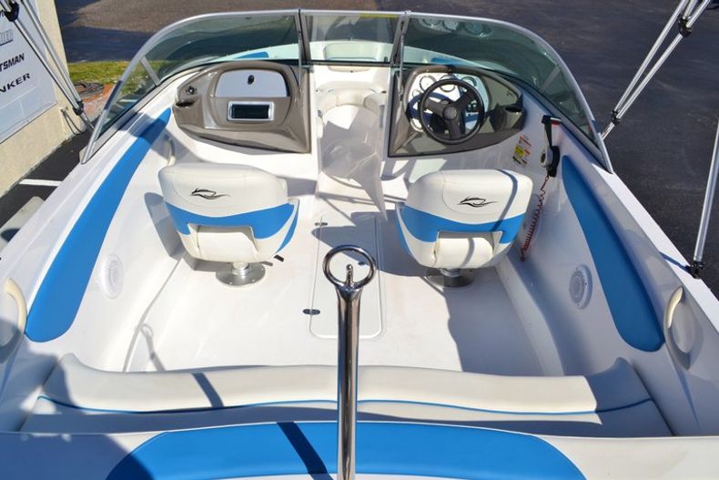 Thumbnail 16 for New 2014 Rinker Captiva 186 OB Bowrider boat for sale in Vero Beach, FL