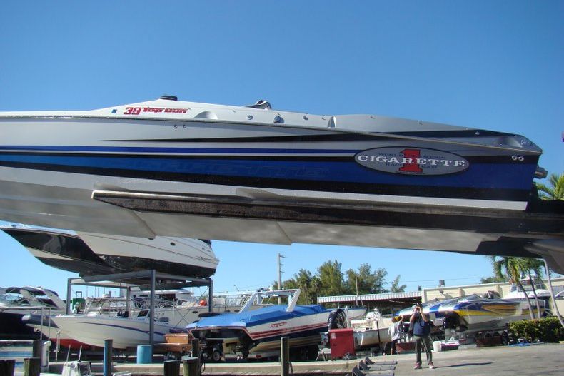 Thumbnail 23 for Used 2008 Cigarette 39 Top Gun Unlimited boat for sale in West Palm Beach, FL