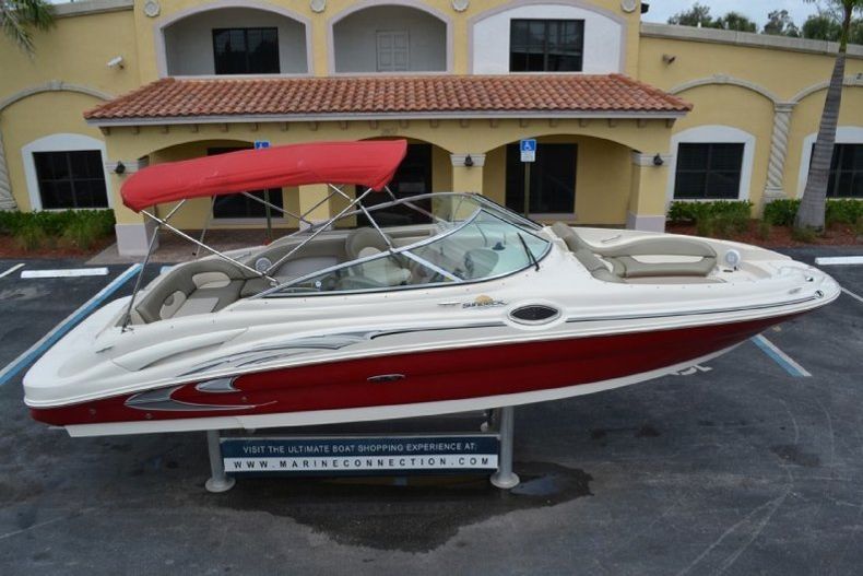 Thumbnail 60 for Used 2005 Sea Ray 270 Sundeck boat for sale in West Palm Beach, FL