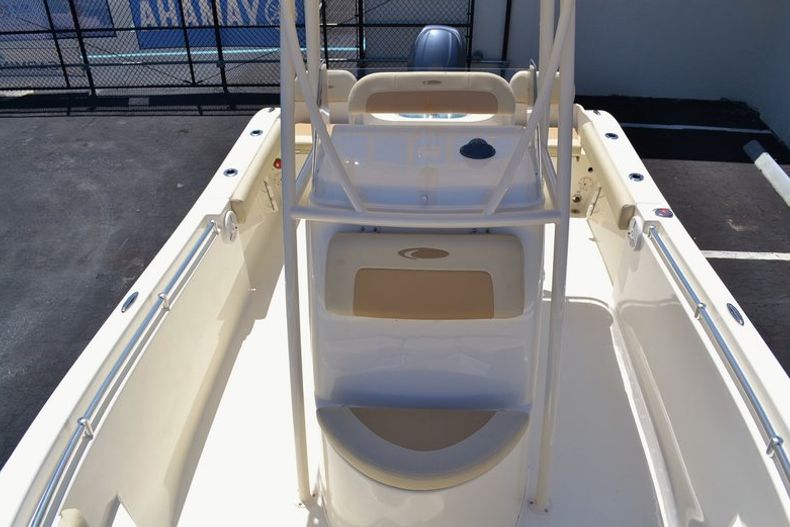 Thumbnail 15 for New 2015 Cobia 217 Center Console boat for sale in Vero Beach, FL