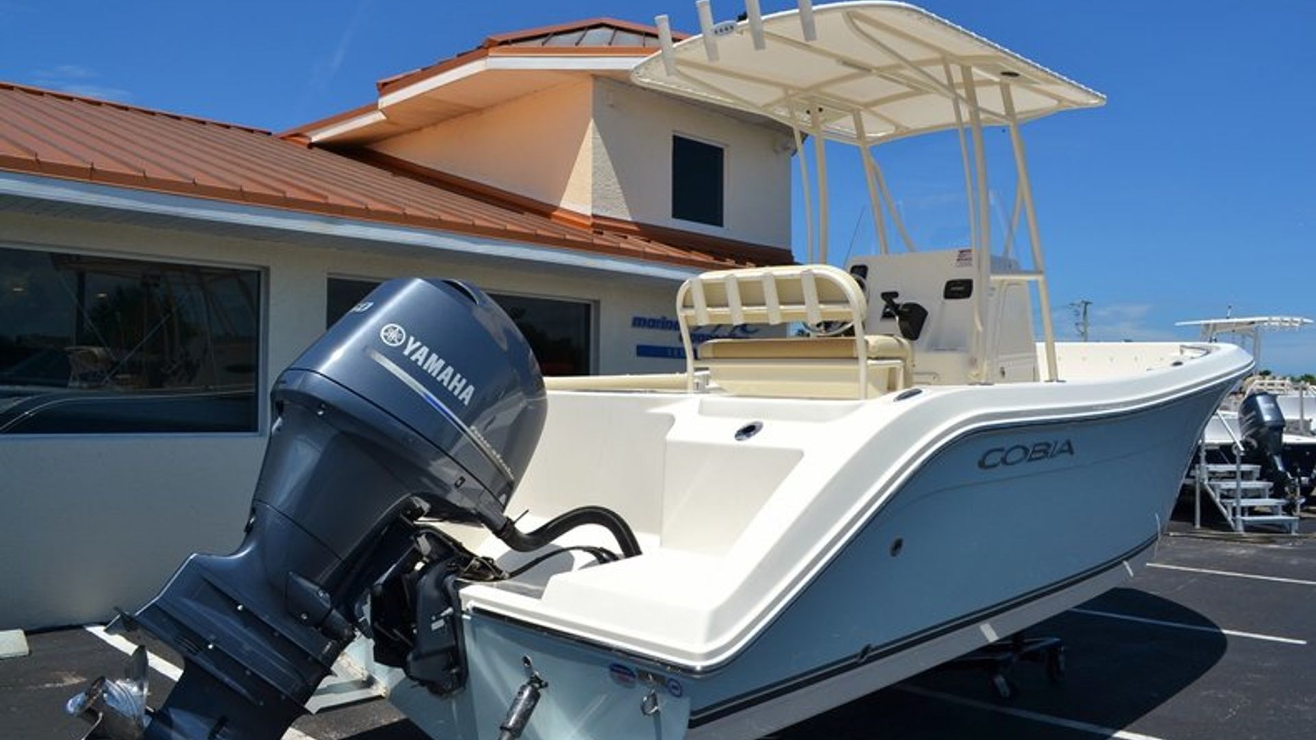 New 2015 Cobia 217 Center Console #R004 image 7