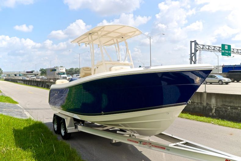Thumbnail 4 for New 2015 Cobia 217 Center Console boat for sale in Miami, FL