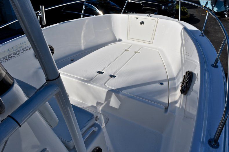 Thumbnail 27 for Used 2004 Cobia 194 Center Console boat for sale in West Palm Beach, FL