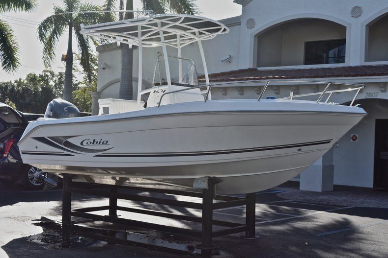 Thumbnail 1 for Used 2004 Cobia 194 Center Console boat for sale in West Palm Beach, FL